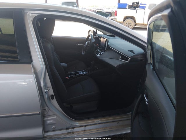 45126451 :رقم المزاد ، 5YFEPMAE8MP192637 vin ، 2021 Toyota Corolla Le مزاد بيع