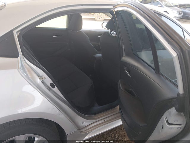 45126451 :رقم المزاد ، 5YFEPMAE8MP192637 vin ، 2021 Toyota Corolla Le مزاد بيع