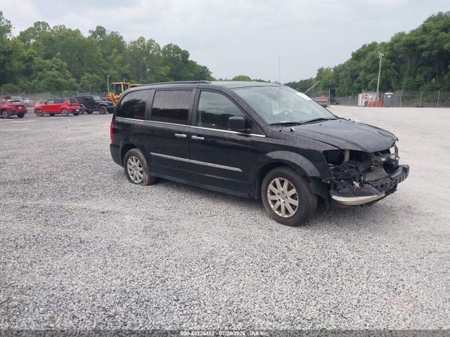 45126452 :رقم المزاد ، 2C4RC1BG1FR514324 vin ، 2015 Chrysler Town & Country Touring مزاد بيع
