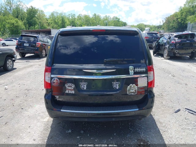 45126452 :رقم المزاد ، 2C4RC1BG1FR514324 vin ، 2015 Chrysler Town & Country Touring مزاد بيع