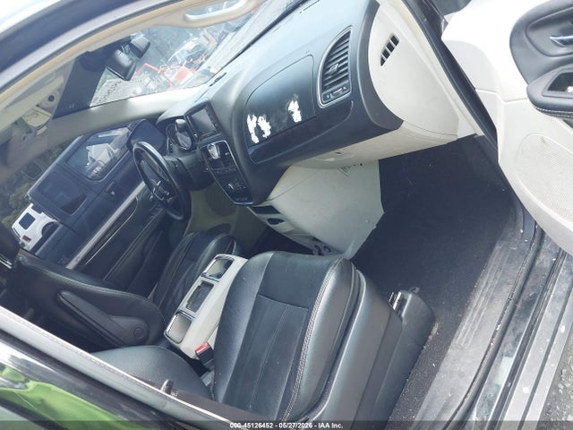 45126452 :رقم المزاد ، 2C4RC1BG1FR514324 vin ، 2015 Chrysler Town & Country Touring مزاد بيع