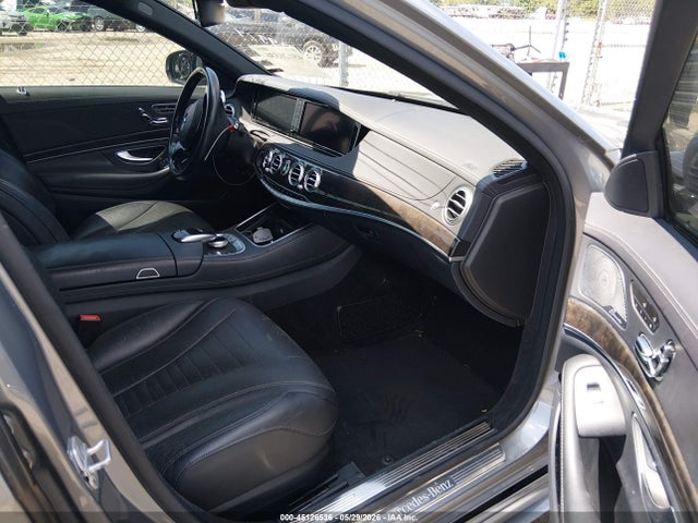 45126536 :رقم المزاد ، WDDUG8CB5FA132706 vin ، 2015 Mercedes-benz S 550 مزاد بيع