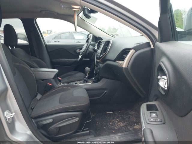 Продажа на аукционе авто 2016 Jeep Cherokee Latitude, vin: 1C4PJMCB9GW109208, номер лота: 45126561