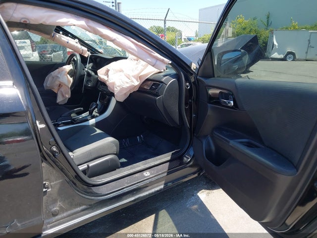 45126572 :رقم المزاد ، 1HGCR2F35HA295037 vin ، 2017 Honda Accord Lx مزاد بيع
