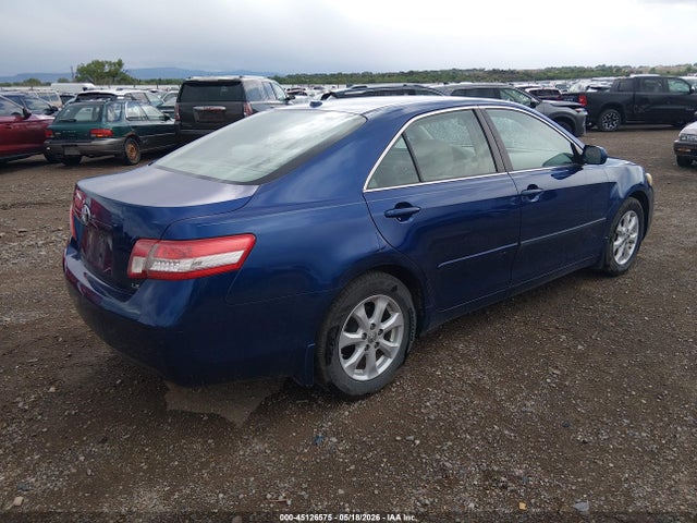 45126575 :رقم المزاد ، 4T4BF3EK5BR148211 vin ، 2011 Toyota Camry Le مزاد بيع
