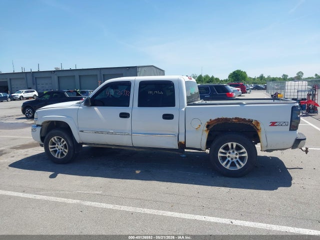 Продажа на аукционе авто 2005 Gmc Sierra 1500 Sle, vin: 2GTEK13T751215785, номер лота: 45126592