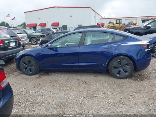 Tesla Model 3 Long Range Dual Motor All-wheel Drive 2022 5YJ3E1EB2NF261623 Image 15