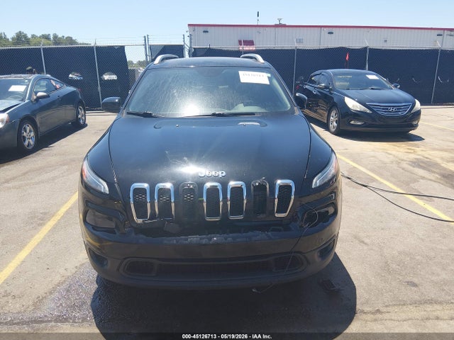 2018 Jeep Cherokee Latitude Plus Fwd მანქანა იყიდება აუქციონზე, vin: 1C4PJLLB0JD511325, აუქციონის ნომერი: 45126713
