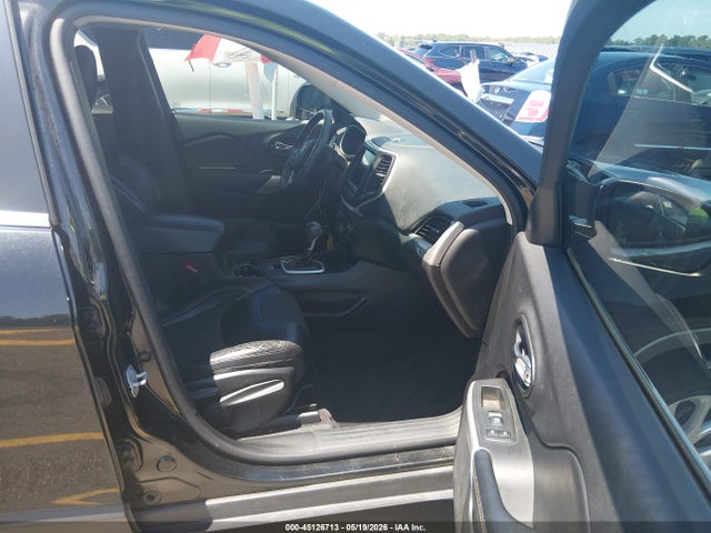 2018 Jeep Cherokee Latitude Plus Fwd მანქანა იყიდება აუქციონზე, vin: 1C4PJLLB0JD511325, აუქციონის ნომერი: 45126713