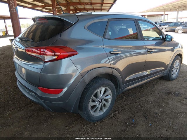 Продаж на аукціоні авто 2016 Hyundai Tucson Se, vin: KM8J33A41GU176827, номер лоту: 45126719