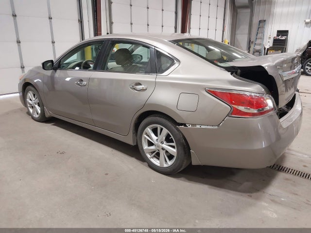 2015 Nissan Altima 2.5 Sl მანქანა იყიდება აუქციონზე, vin: 1N4AL3AP7FN861430, აუქციონის ნომერი: 45126748