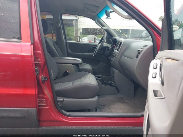 45126830 :رقم المزاد ، 1FMYU031X3KA10390 vin ، 2003 Ford Escape Xlt مزاد بيع