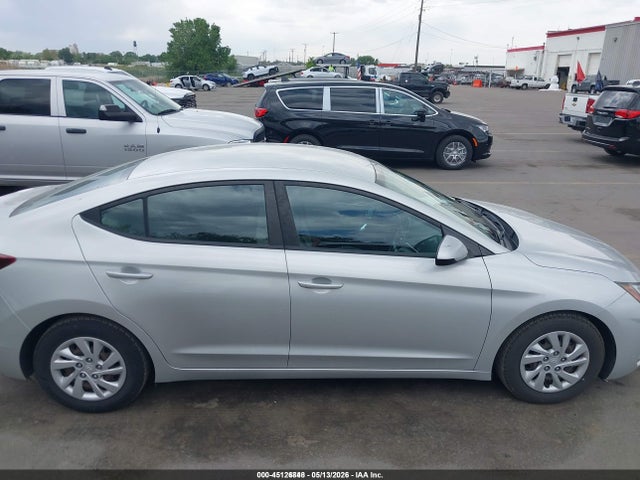 Продажа на аукционе авто 2019 Hyundai Elantra Se, vin: 5NPD74LF8KH486731, номер лота: 45126848