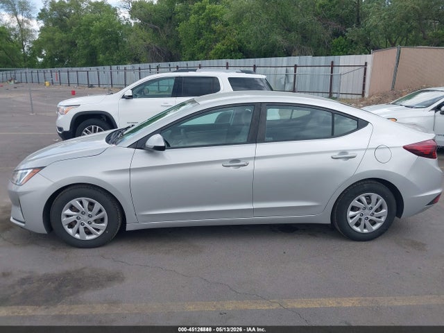 Продажа на аукционе авто 2019 Hyundai Elantra Se, vin: 5NPD74LF8KH486731, номер лота: 45126848
