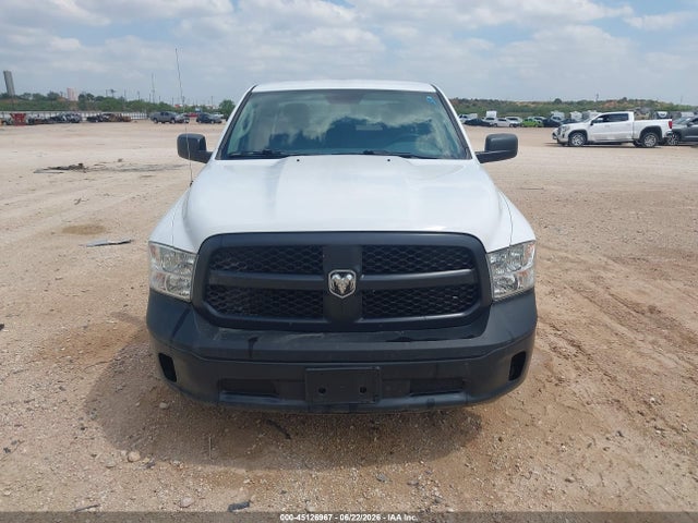 45126967 :رقم المزاد ، 1C6RR6FG4KS633216 vin ، 2019 Ram 1500 Classic Tradesman  4x2 6'4 Box مزاد بيع
