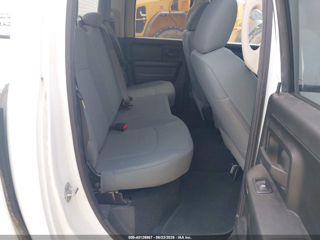 45126967 :رقم المزاد ، 1C6RR6FG4KS633216 vin ، 2019 Ram 1500 Classic Tradesman  4x2 6'4 Box مزاد بيع