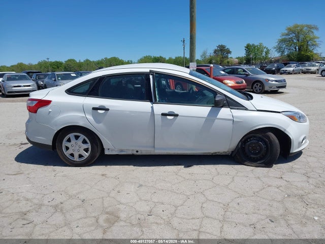 45127057 :رقم المزاد ، 1FADP3E26EL192349 vin ، 2014 Ford Focus S مزاد بيع