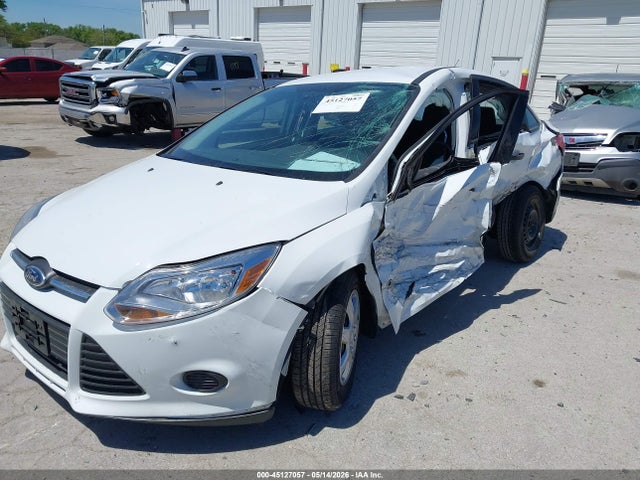 45127057 :رقم المزاد ، 1FADP3E26EL192349 vin ، 2014 Ford Focus S مزاد بيع