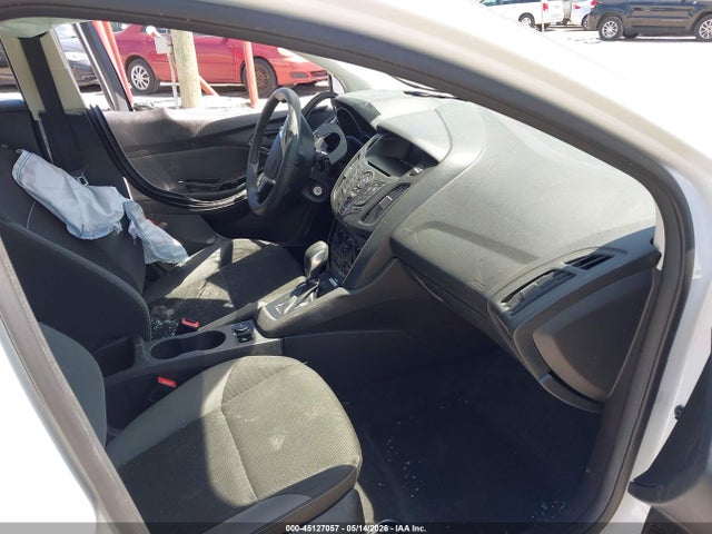 45127057 :رقم المزاد ، 1FADP3E26EL192349 vin ، 2014 Ford Focus S مزاد بيع