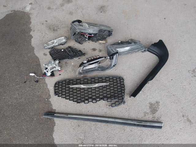 Auction sale of the 2019 Chrysler 300 300s, vin: 2C3CCABG6KH686097, lot number: 45127214