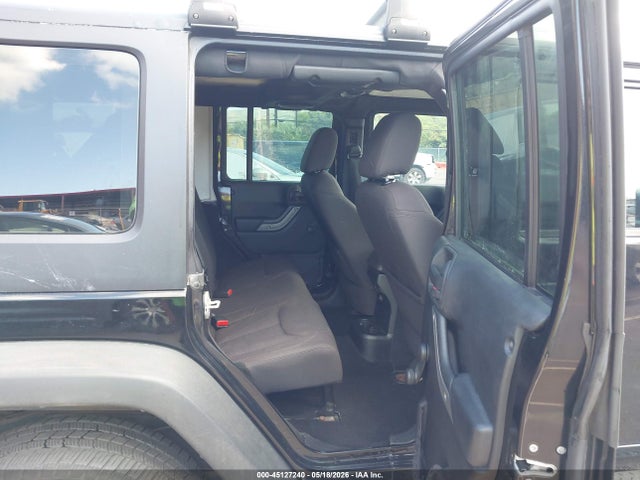45127240 :رقم المزاد ، 1C4BJWDG7DL504369 vin ، 2013 Jeep Wrangler Unlimited Sport مزاد بيع