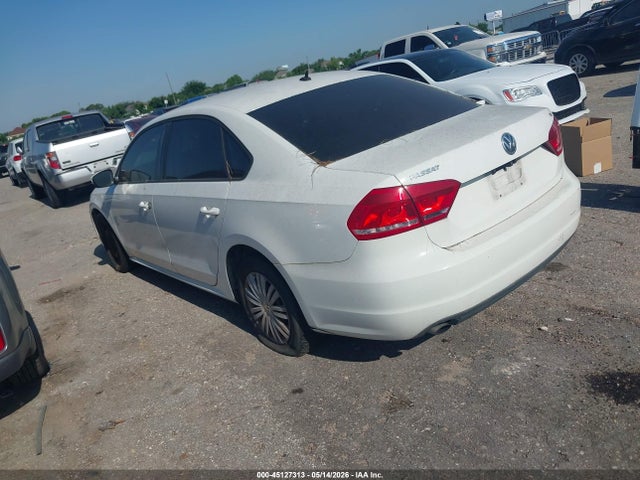 Aukcja sprzedaży 2015 Volkswagen Passat 1.8t S, vin: 1VWAT7A32FC076529, numer aukcji: 45127313