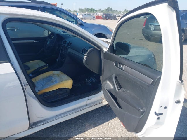 Aukcja sprzedaży 2015 Volkswagen Passat 1.8t S, vin: 1VWAT7A32FC076529, numer aukcji: 45127313