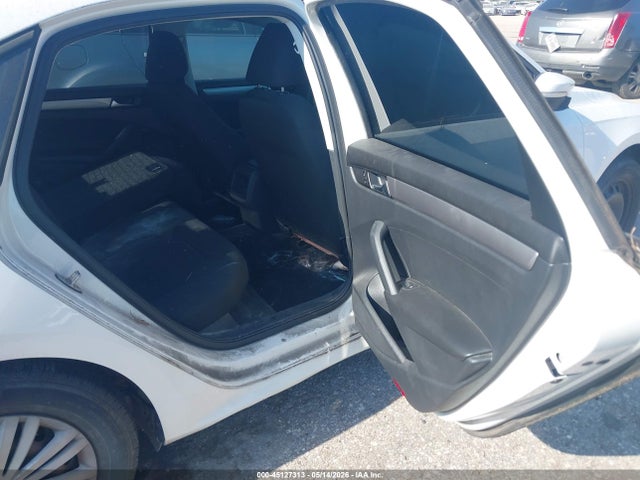 Aukcja sprzedaży 2015 Volkswagen Passat 1.8t S, vin: 1VWAT7A32FC076529, numer aukcji: 45127313