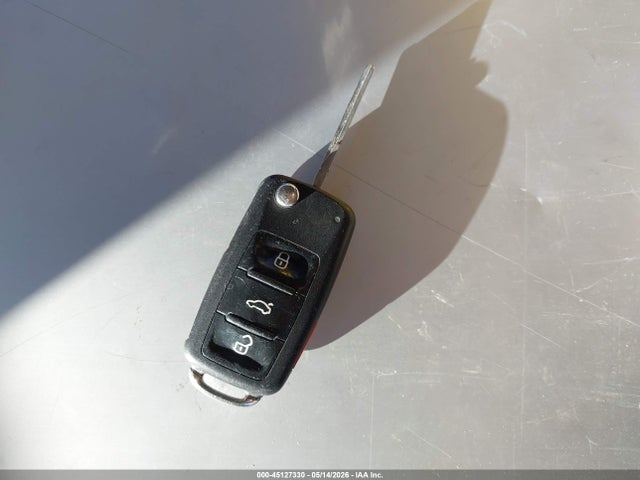 Продажа на аукционе авто 2016 Volkswagen Tiguan Se, vin: WVGBV7AX9GW610268, номер лота: 45127330