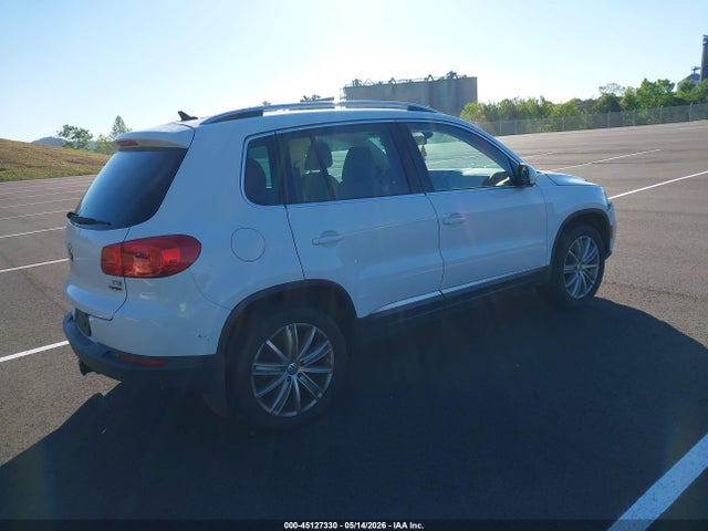 Продажа на аукционе авто 2016 Volkswagen Tiguan Se, vin: WVGBV7AX9GW610268, номер лота: 45127330