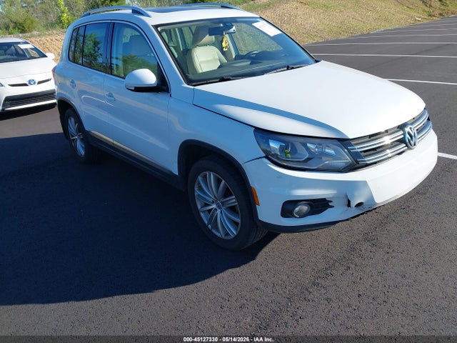 Продажа на аукционе авто 2016 Volkswagen Tiguan Se, vin: WVGBV7AX9GW610268, номер лота: 45127330