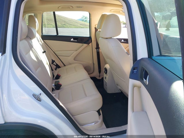 Продажа на аукционе авто 2016 Volkswagen Tiguan Se, vin: WVGBV7AX9GW610268, номер лота: 45127330