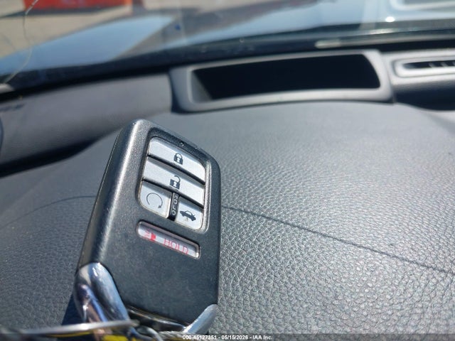 Продажа на аукционе авто 2022 Honda Accord Hybrid Touring, vin: 1HGCV3F96NA015479, номер лота: 45127351