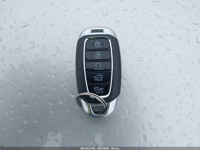 2023 Hyundai Elantra Limited მანქანა იყიდება აუქციონზე, vin: KMHLP4AG2PU426055, აუქციონის ნომერი: 45127361