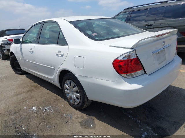 Продажа на аукционе авто 2005 Toyota Camry Le, vin: 4T1BE32KX5U567001, номер лота: 45127401
