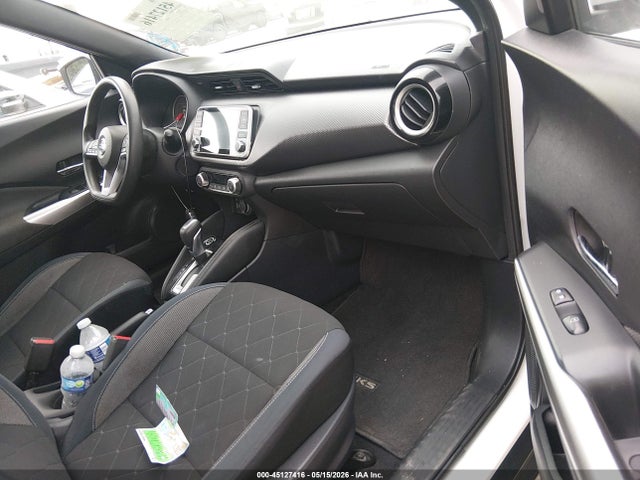3N1CP5CU9JL543164 Nissan KICKS SV