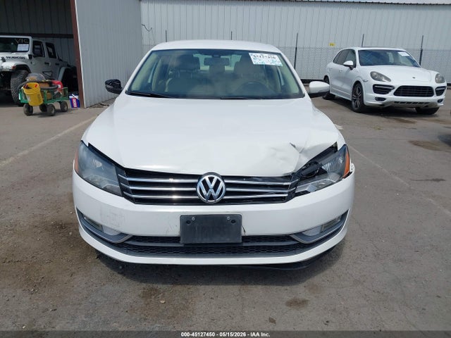 2015 Volkswagen Passat 1.8t Limited Edition მანქანა იყიდება აუქციონზე, vin: 1VWAT7A39FC110000, აუქციონის ნომერი: 45127450