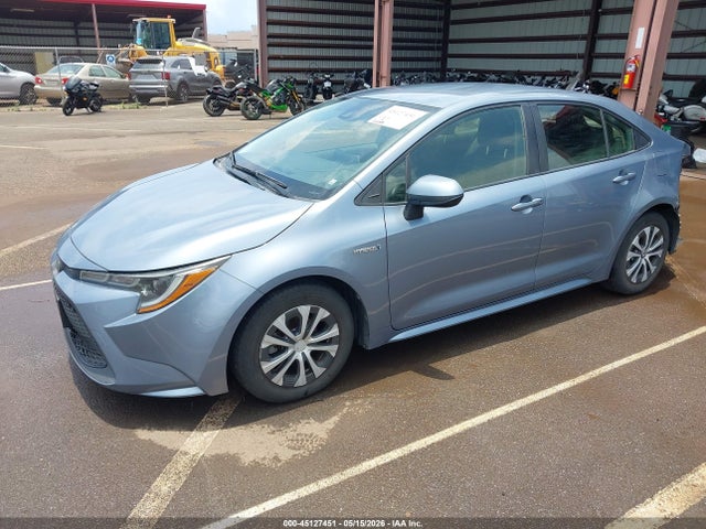 Toyota Corolla Hybrid Le 2021 JTDEAMDE9MJ026628 Image 2