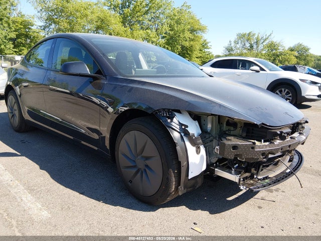 Tesla Model 3 Premium Rear-wheel Drive/rear-wheel Drive 2026 5YJ3E1EA7TF176975 главное изображение