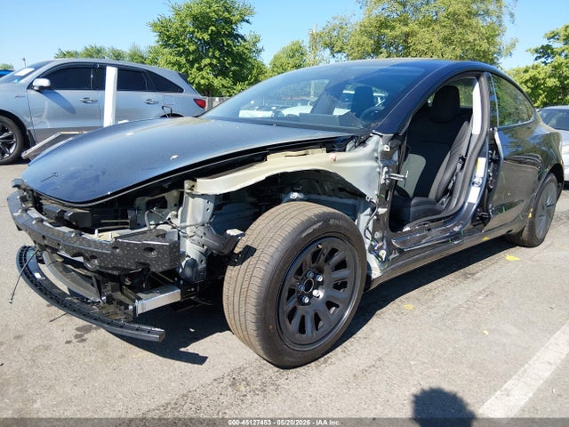 5YJ3E1EA7TF176975 Tesla Model 3 Premium Rear-wheel Drive/rear-wheel Drive