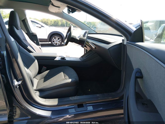 5YJ3E1EA7TF176975 Tesla Model 3 Premium Rear-wheel Drive/rear-wheel Drive