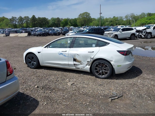 2021 Tesla Model 3 Standard Range Plus Rear-wheel Drive მანქანა იყიდება აუქციონზე, vin: 5YJ3E1EA7MF099039, აუქციონის ნომერი: 45127459