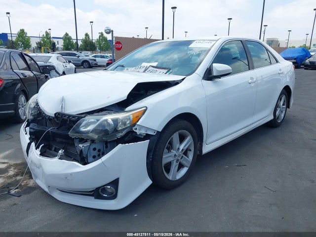 45127511 :رقم المزاد ، 4T1BF1FK9CU557035 vin ، 2012 Toyota Camry Se مزاد بيع