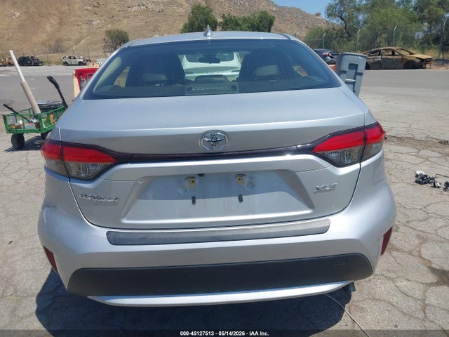 45127513 :رقم المزاد ، JTDFPMAE5NJ191925 vin ، 2022 Toyota Corolla Xle مزاد بيع