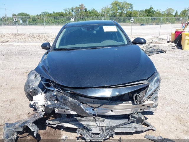 Продаж на аукціоні авто 2020 Toyota Camry Le, vin: 4T1L11AK4LU901087, номер лоту: 45127524