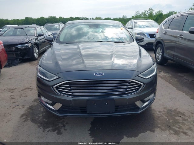 45127530 :رقم المزاد ، 3FA6P0SU4HR152063 vin ، 2017 Ford Fusion Energi Titanium مزاد بيع