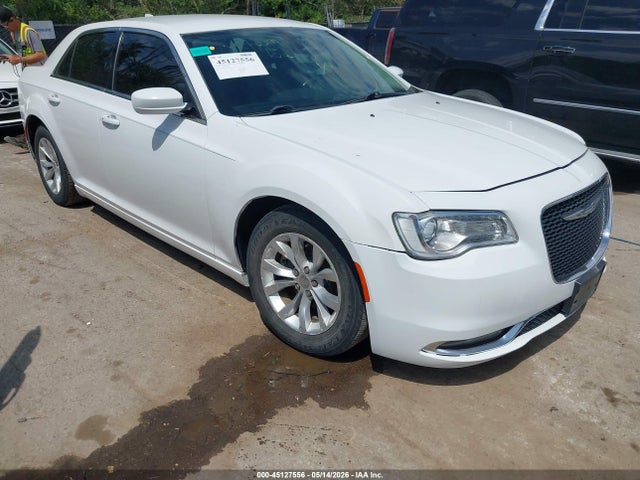 2015 Chrysler 300 Limited მანქანა იყიდება აუქციონზე, vin: 2C3CCAAG4FH887259, აუქციონის ნომერი: 45127556