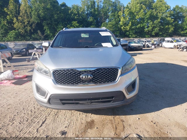 45127560 :رقم المزاد ، 5XYPG4A39HG279464 vin ، 2017 Kia Sorento 2.4l Lx مزاد بيع