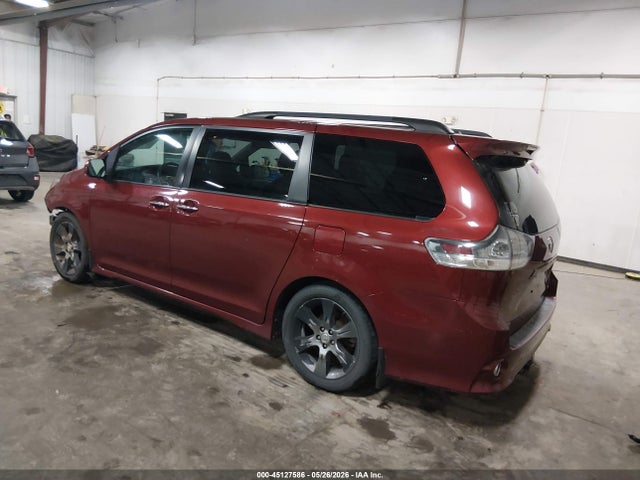 Aukcja sprzedaży 2015 Toyota Sienna Se Premium 8 Passenger, vin: 5TDXK3DC2FS557710, numer aukcji: 45127586