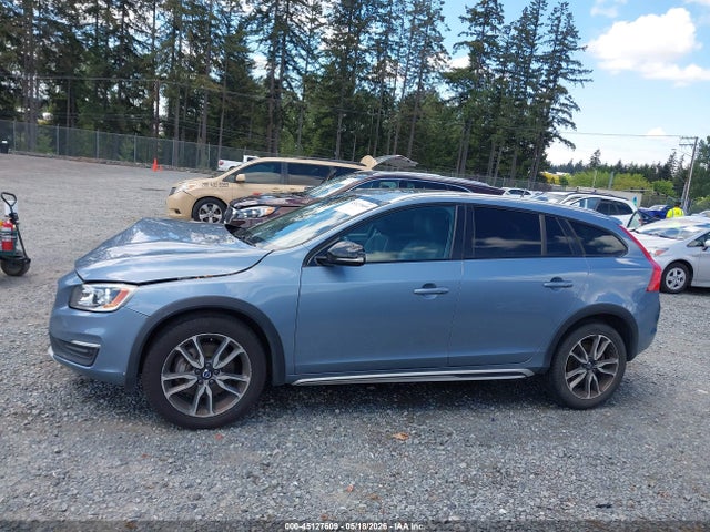 Продажа на аукционе авто 2017 Volvo V60 Cross Country T5, vin: YV440MWK3H1036947, номер лота: 45127609